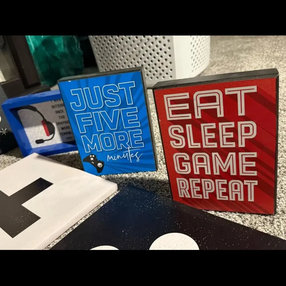 Black and White Gaming Decor Set